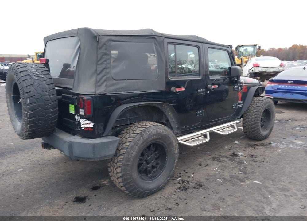 2012 JEEP WRANGLER UNLIMITED SPORT VIN: 1C4BJWDG8CL275182