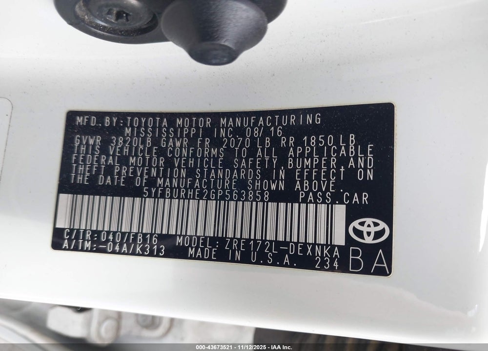 2016 TOYOTA COROLLA LE VIN: 5YFBURHE2GP563858
