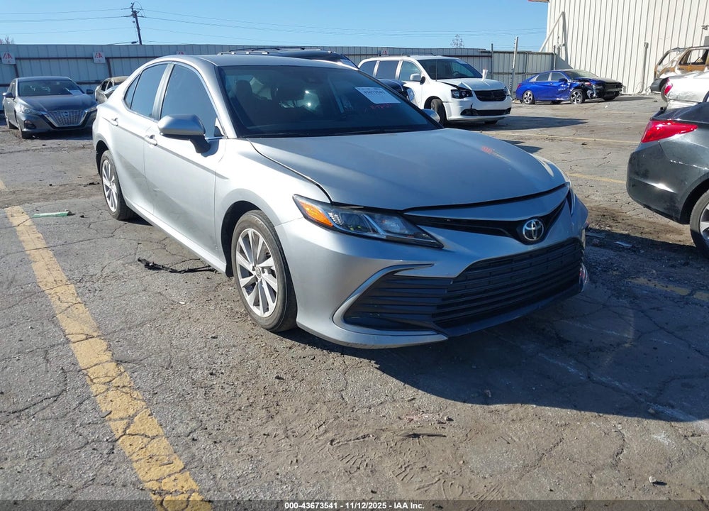 2022 TOYOTA CAMRY LE VIN: 4T1C11AK2NU634390