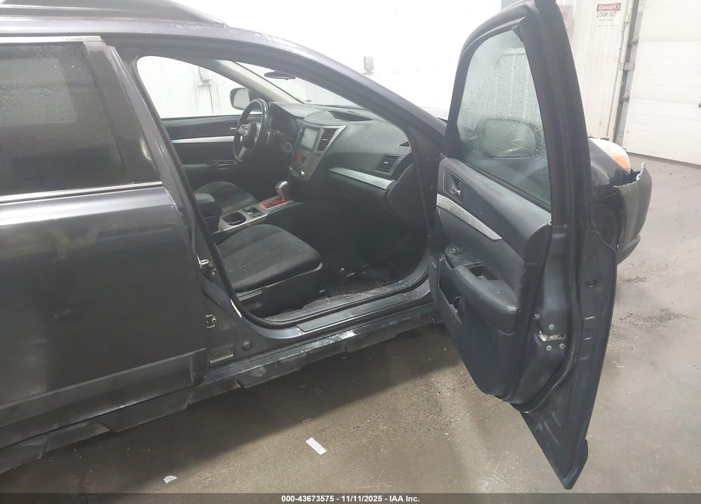 2010 SUBARU OUTBACK 3.6R PREMIUM VIN: 4S4BRDHC5A2328813