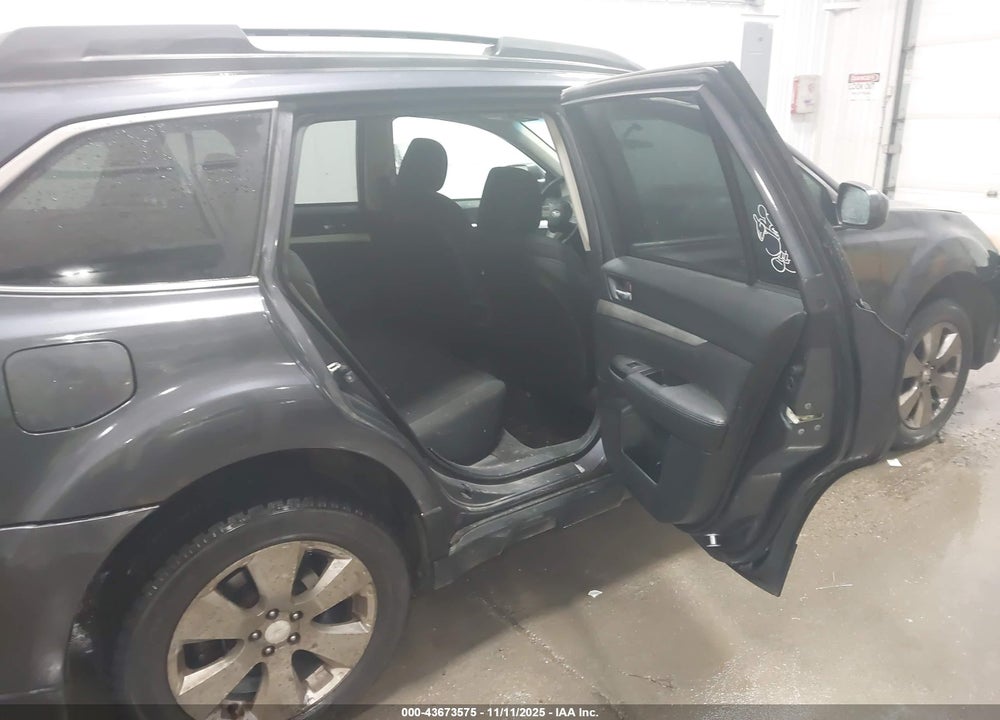 2010 SUBARU OUTBACK 3.6R PREMIUM VIN: 4S4BRDHC5A2328813