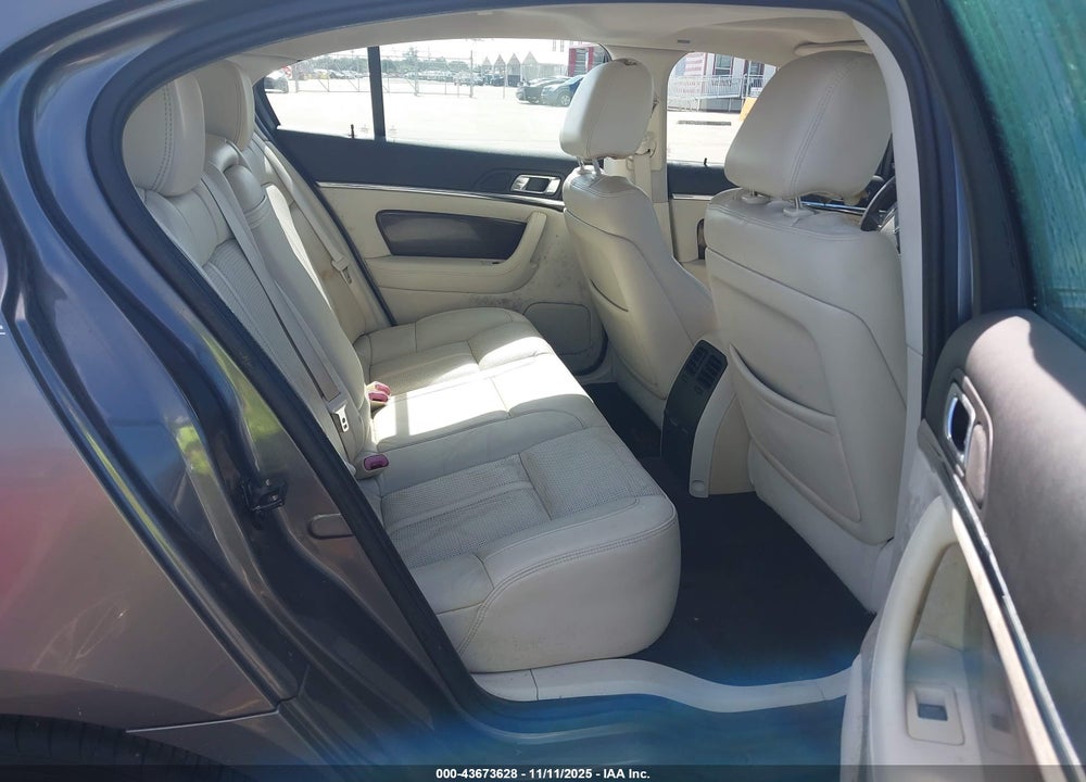 2011 LINCOLN MKS VIN: 1LNHL9DR2BG608986