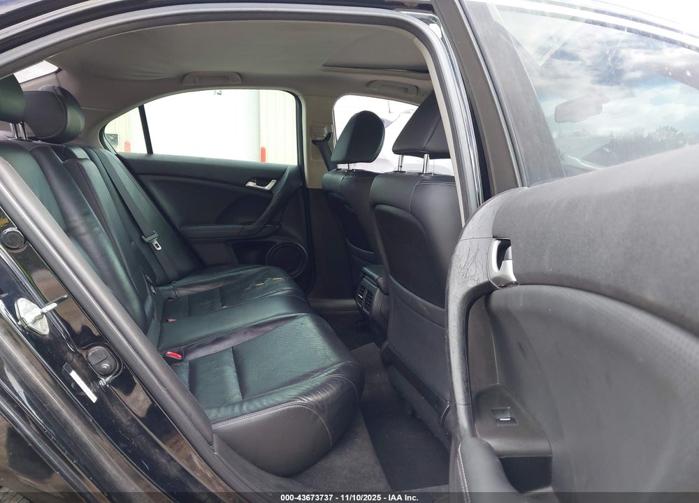 2011 ACURA TSX 2.4 VIN: JH4CU2F61BC009718