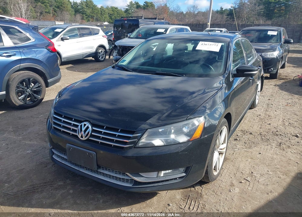 2014 VOLKSWAGEN PASSAT 1.8T SEL PREMIUM VIN: 1VWCT7A34EC012015
