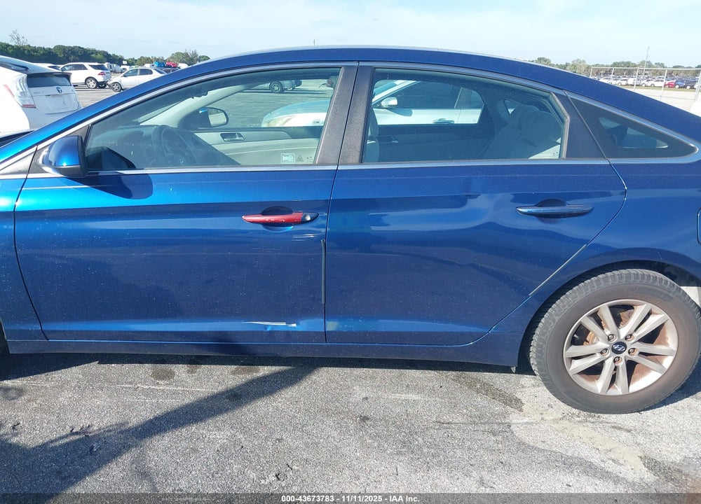 2015 HYUNDAI SONATA SE VIN: 5NPE24AF2FH242679
