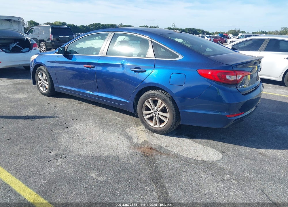 2015 HYUNDAI SONATA SE VIN: 5NPE24AF2FH242679