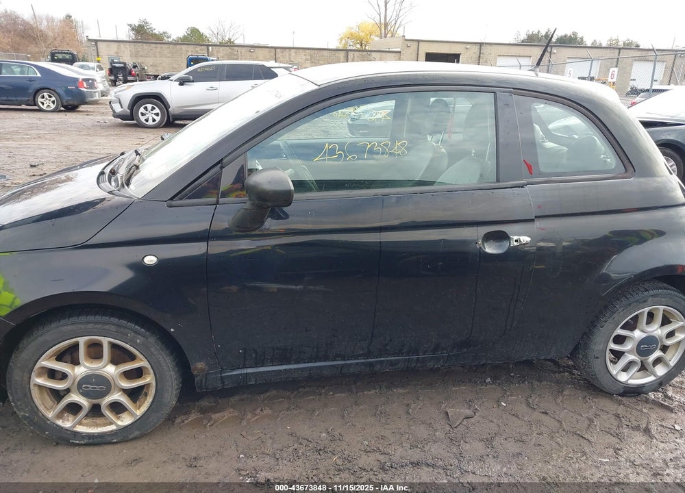 2015 FIAT 500 POP VIN: 3C3CFFAR6FT667294