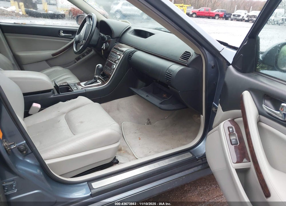 2006 INFINITI G35X VIN: JNKCV51F06M604422