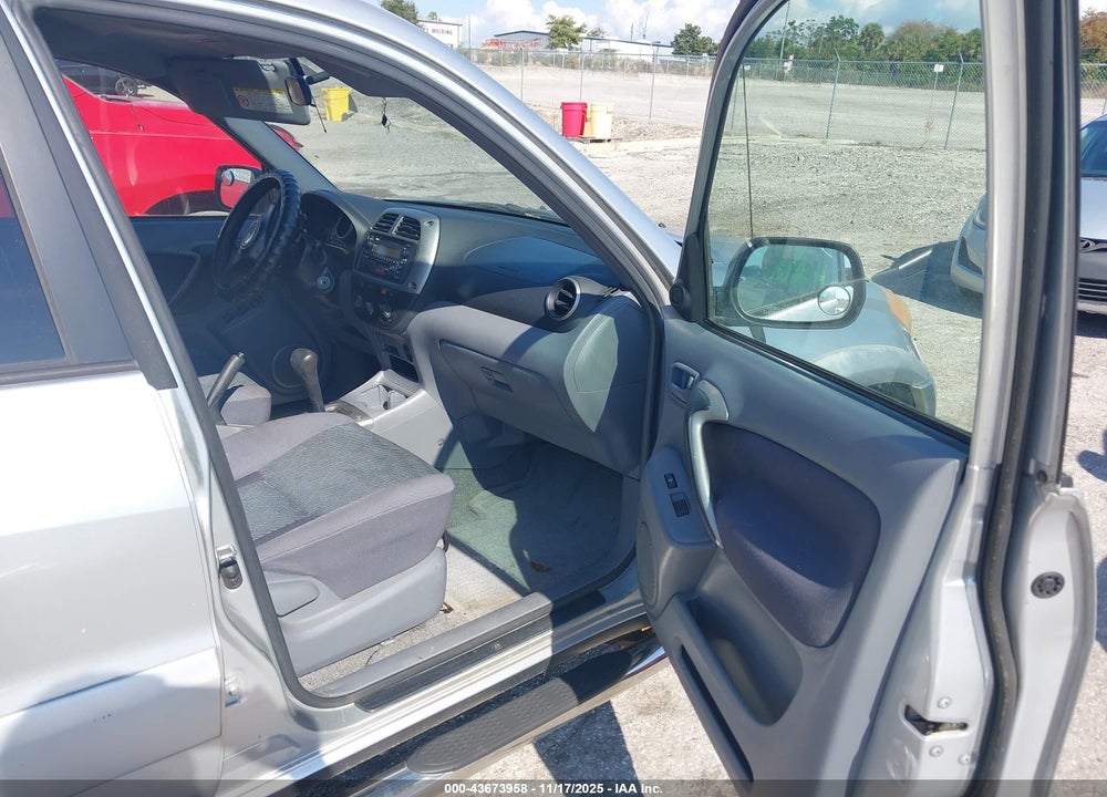 2002 TOYOTA RAV4 VIN: JTEHH20V626039108