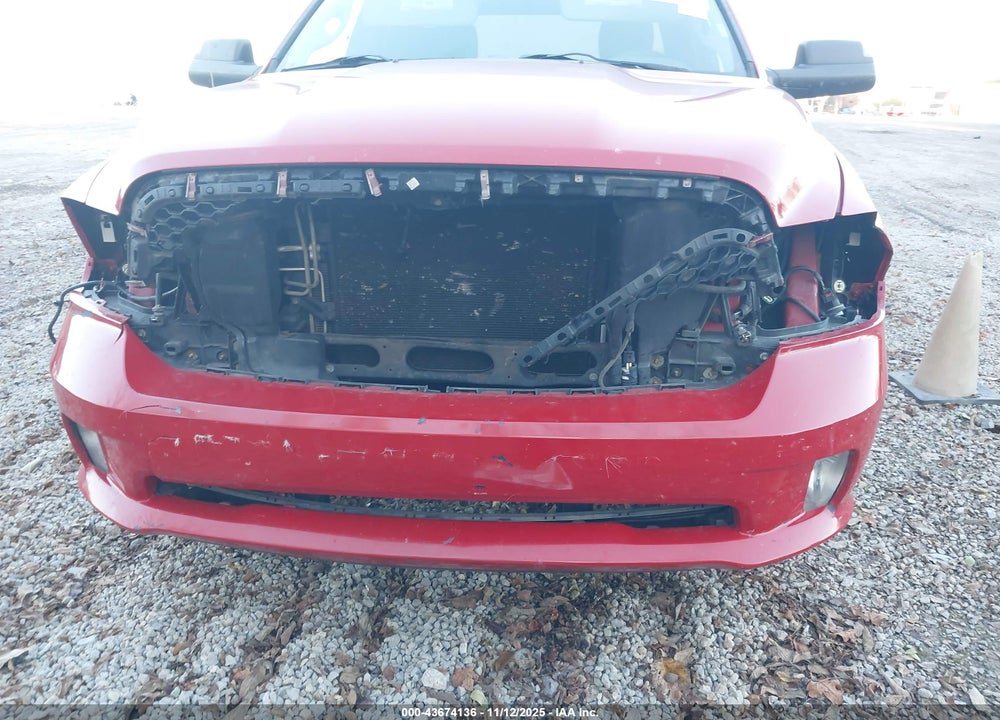 2014 RAM 1500 EXPRESS VIN: 1C6RR7FT0ES165928