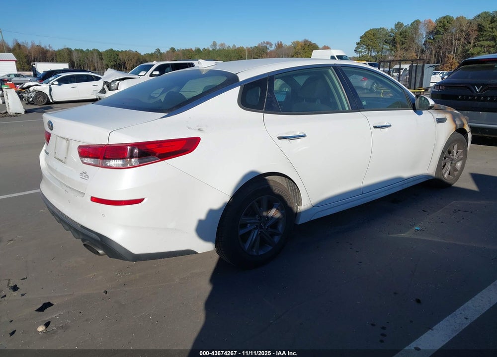 2020 KIA OPTIMA LX VIN: 5XXGT4L30LG422985