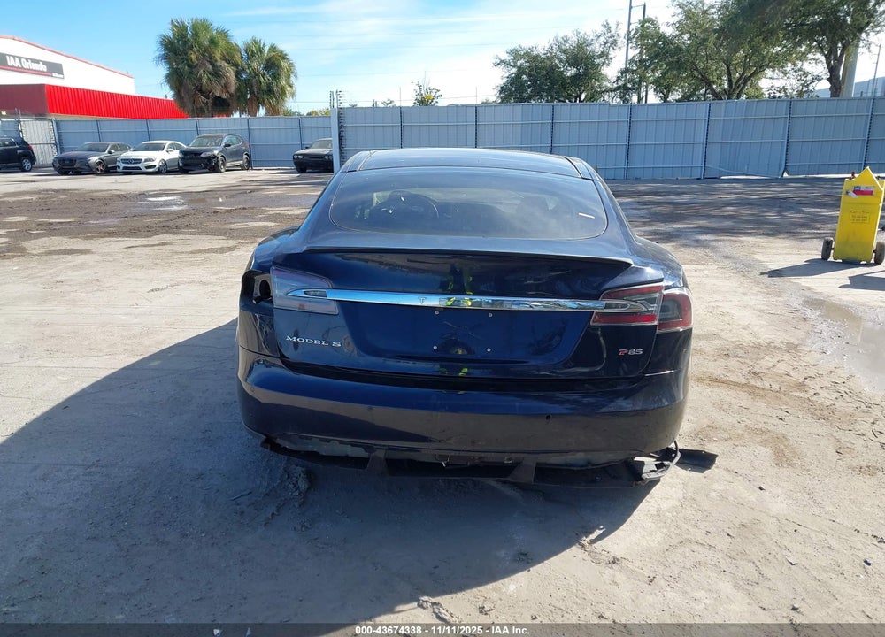2014 TESLA MODEL S P85 VIN: 5YJSA1H15EFP43884
