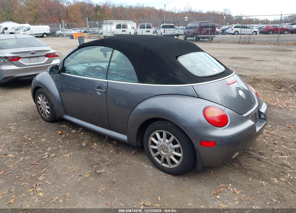 2005 VOLKSWAGEN NEW BEETLE GLS VIN: 3VWCM31Y75M368250