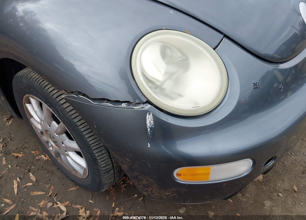 2005 VOLKSWAGEN NEW BEETLE GLS VIN: 3VWCM31Y75M368250