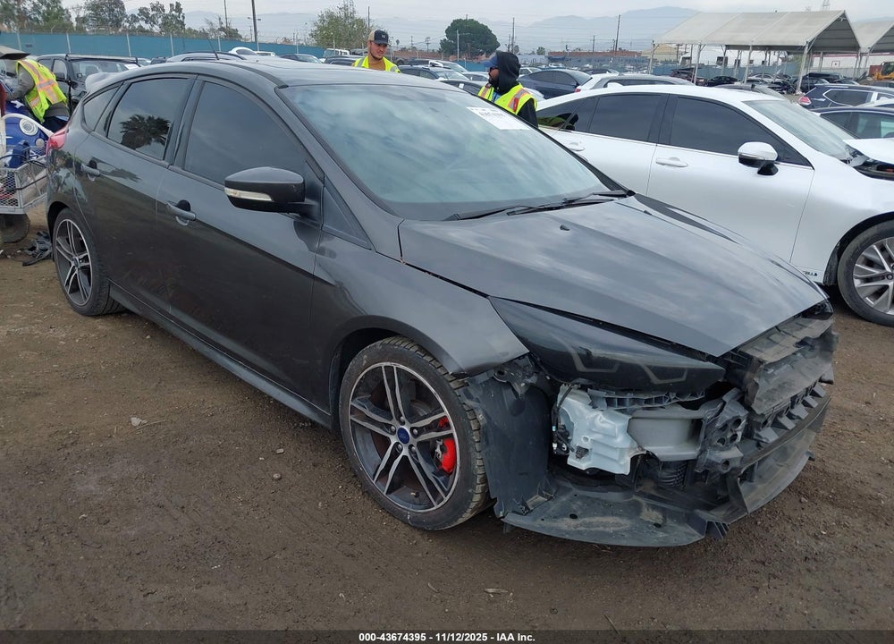 2016 FORD FOCUS ST VIN: 1FADP3L95GL297547