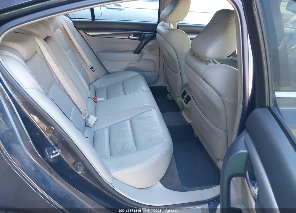 2013 ACURA TL 3.5 VIN: 19UUA8F79DA002543