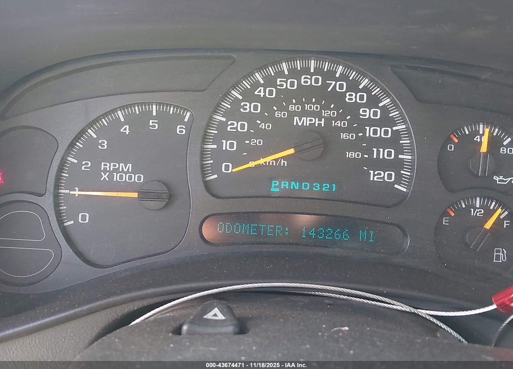2005 GMC YUKON XL 1500 SLT VIN: 1GKFK16Z35J152943