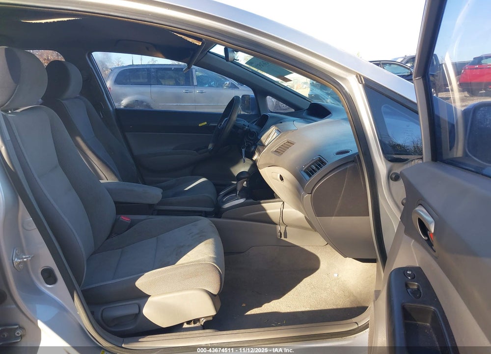 2010 HONDA CIVIC LX VIN: 2HGFA1F50AH533884