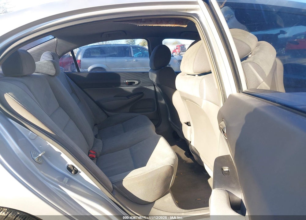 2010 HONDA CIVIC LX VIN: 2HGFA1F50AH533884