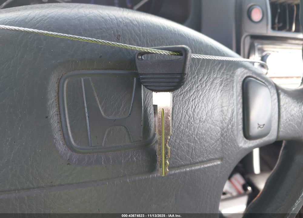 1996 HONDA CIVIC DX VIN: 1HGEJ6221TL092972