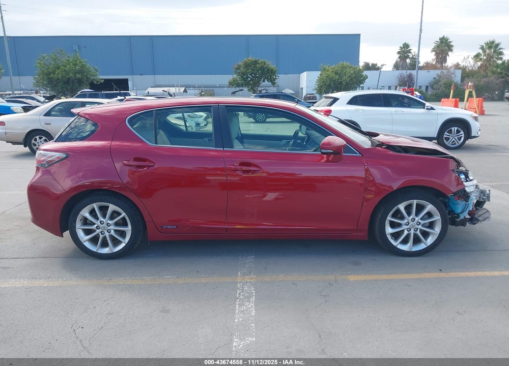 2013 LEXUS CT 200H VIN: JTHKD5BHXD2130986
