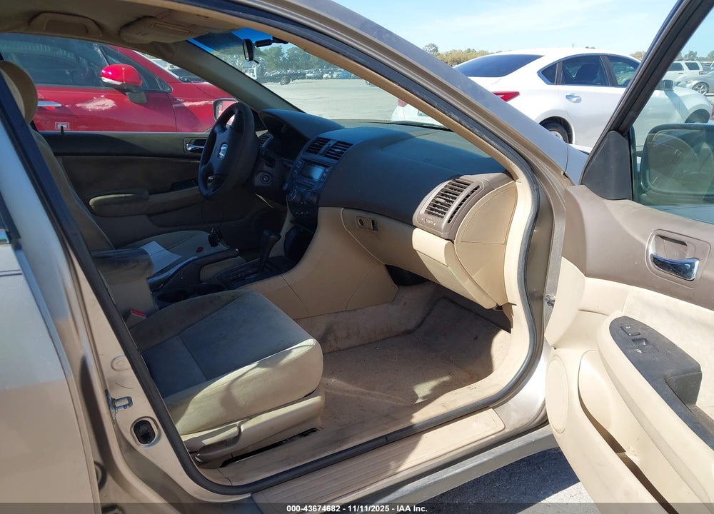2004 HONDA ACCORD 2.4 LX VIN: 3HGCM56354G709848