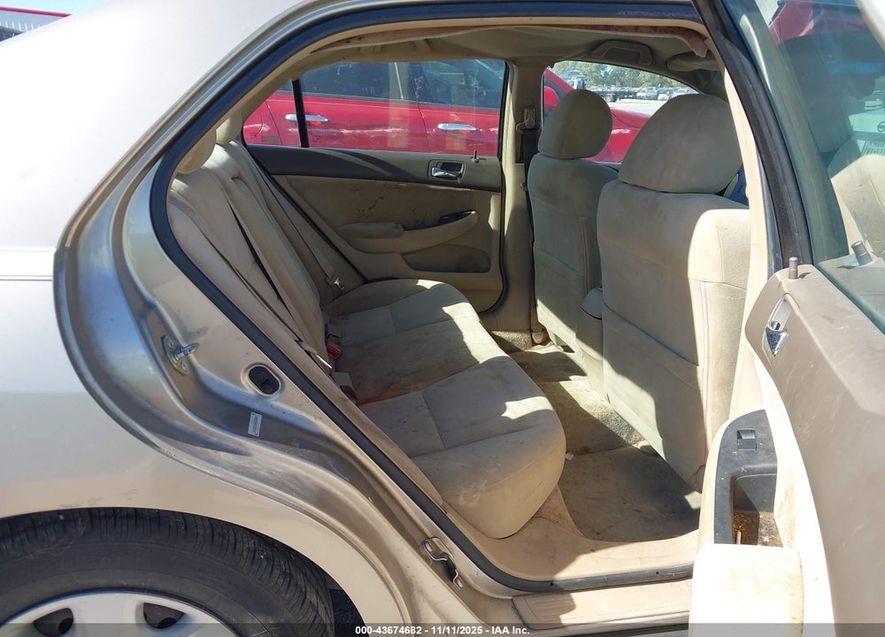 2004 HONDA ACCORD 2.4 LX VIN: 3HGCM56354G709848