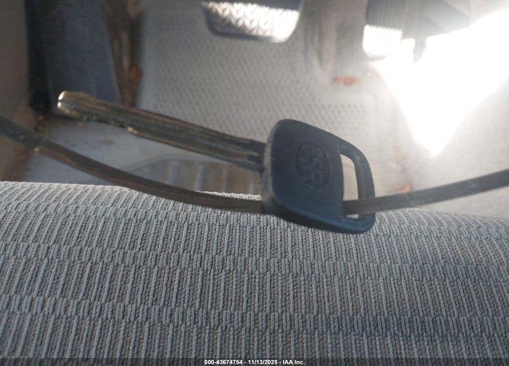 2006 TOYOTA CAMRY LE VIN: 4T1BE32K96U163446