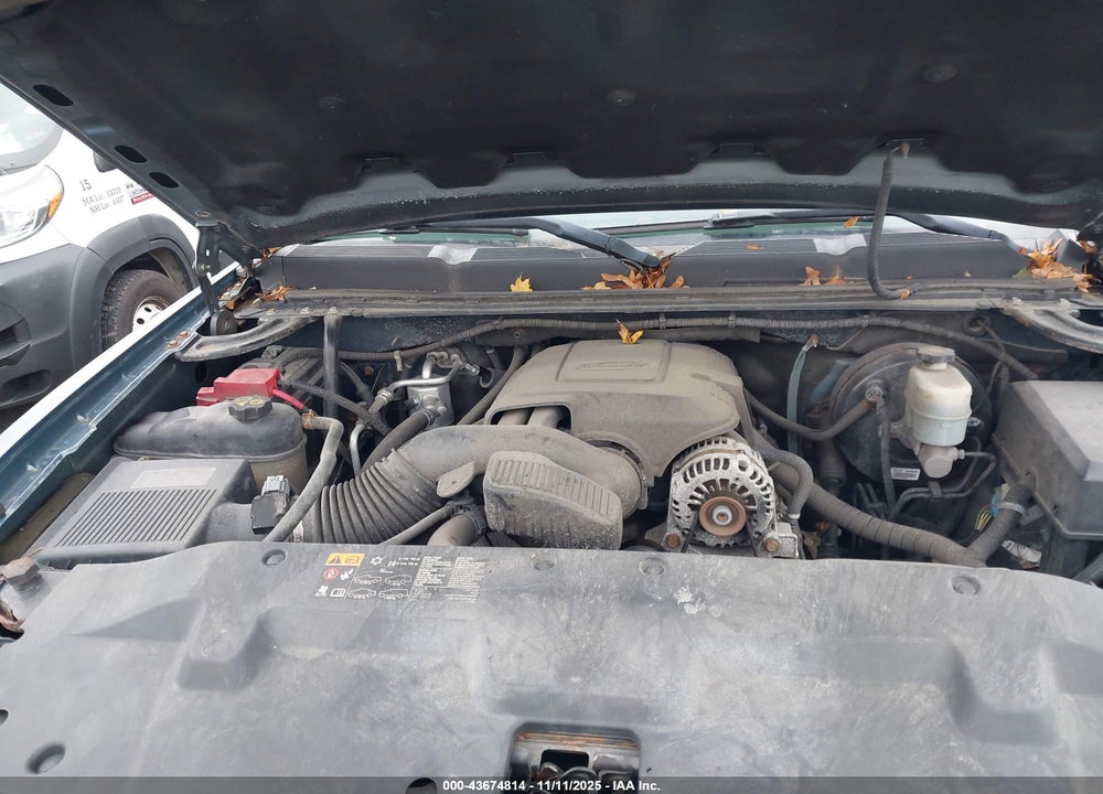 2011 CHEVROLET SILVERADO 1500 LT VIN: 1GCRKSE35BZ361402