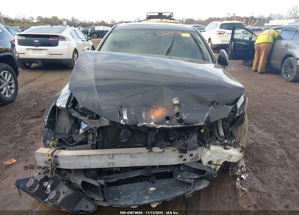 2008 LEXUS IS 250 VIN: JTHCK262685026031