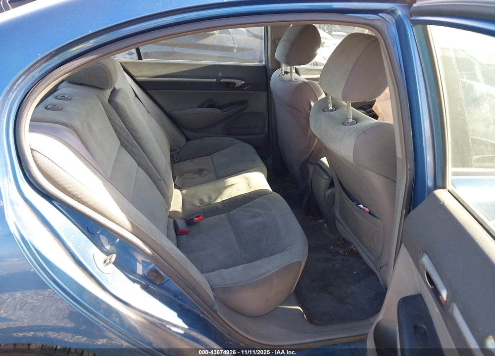2010 HONDA CIVIC VIN: 19XFA1F81AE042650