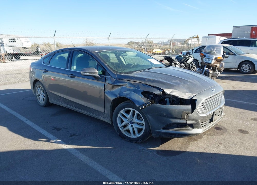 2014 FORD FUSION SE VIN: 3FA6P0HD2ER337084