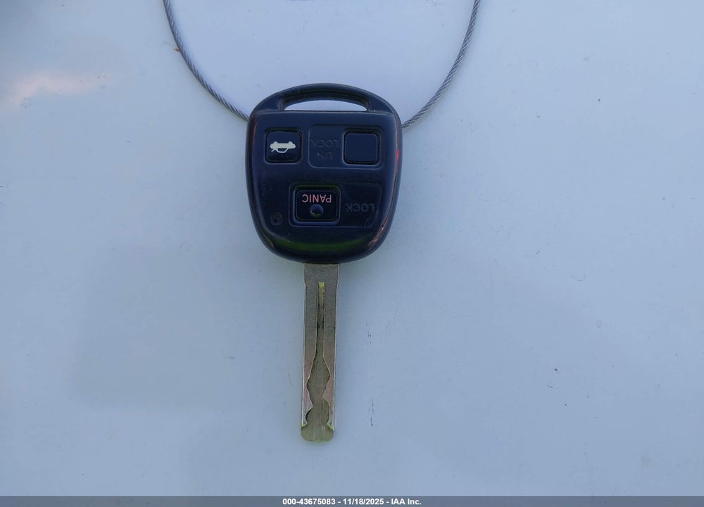 2004 LEXUS ES 330 VIN: JTHBA30G345010727