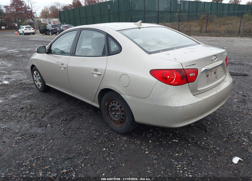 2010 HYUNDAI ELANTRA VIN: KMHDU4AD3AU194446