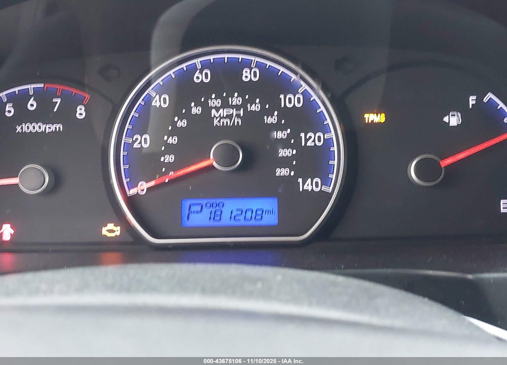 2010 HYUNDAI ELANTRA VIN: KMHDU4AD3AU194446