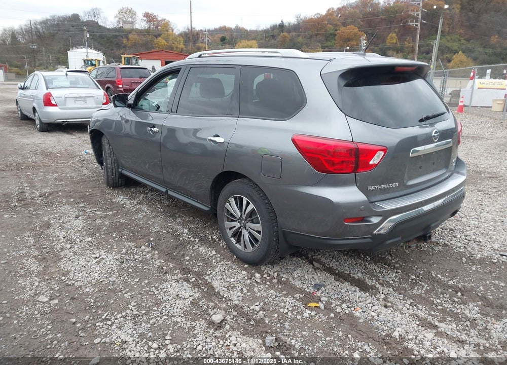 2018 NISSAN PATHFINDER SL VIN: 5N1DR2MM8JC613477