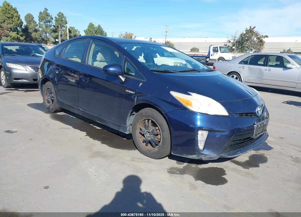 2013 TOYOTA PRIUS TWO VIN: JTDKN3DU6D0354488