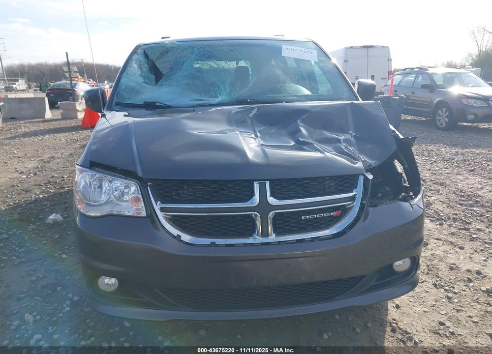 2015 DODGE GRAND CARAVAN SXT PLUS VIN: 2C4RDGCG3FR738595
