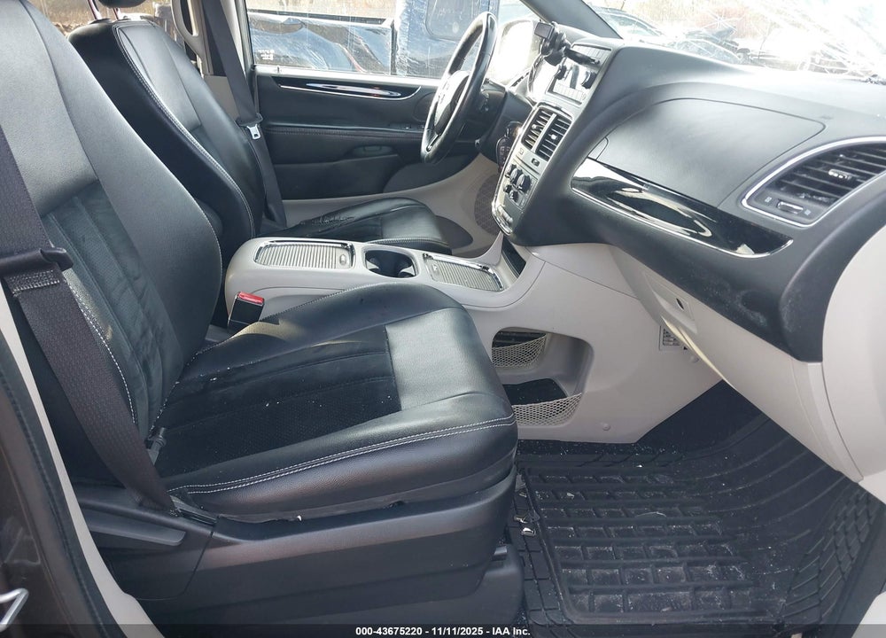 2015 DODGE GRAND CARAVAN SXT PLUS VIN: 2C4RDGCG3FR738595