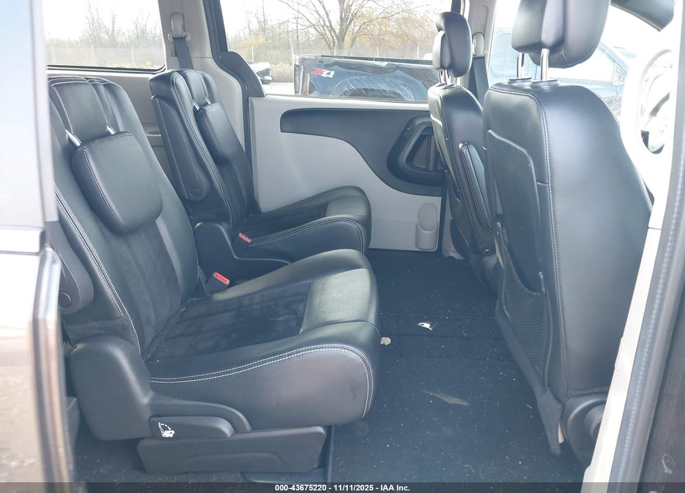 2015 DODGE GRAND CARAVAN SXT PLUS VIN: 2C4RDGCG3FR738595
