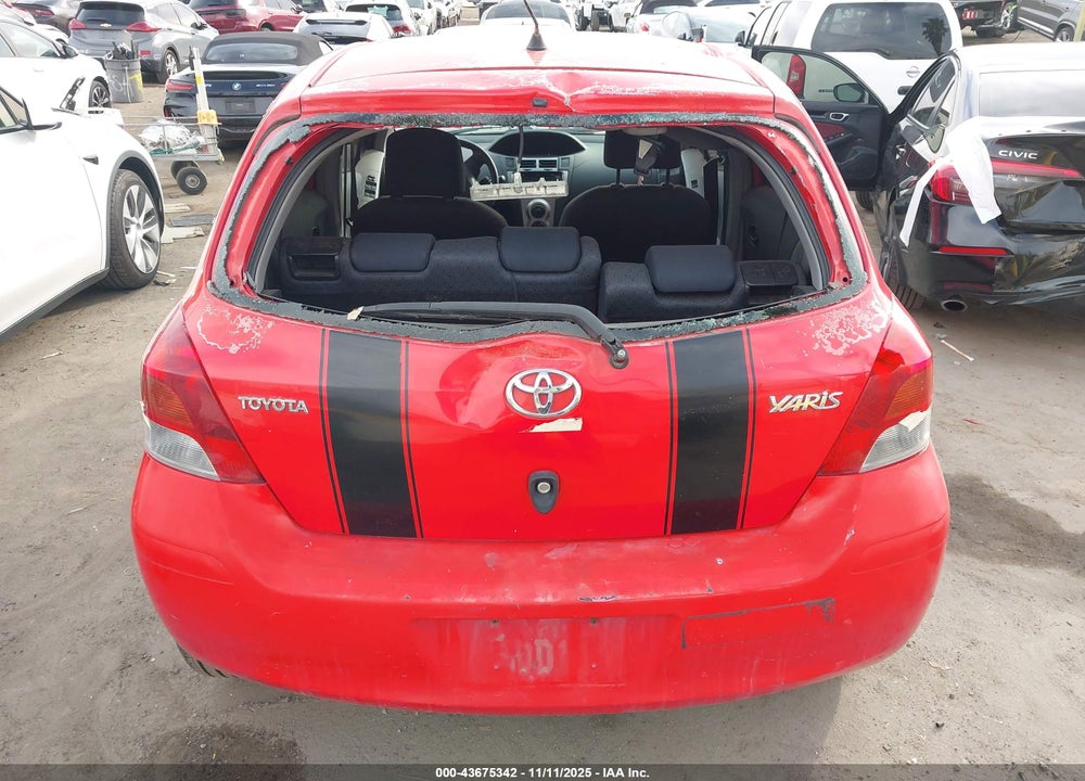2011 TOYOTA YARIS VIN: JTDKT4K31B5332050