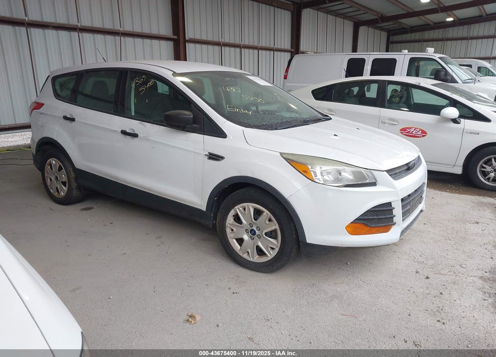 2014 FORD ESCAPE S VIN: 1FMCU0F70EUD09999