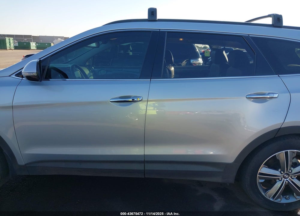 2015 HYUNDAI SANTA FE LIMITED VIN: KM8SRDHF1FU121857
