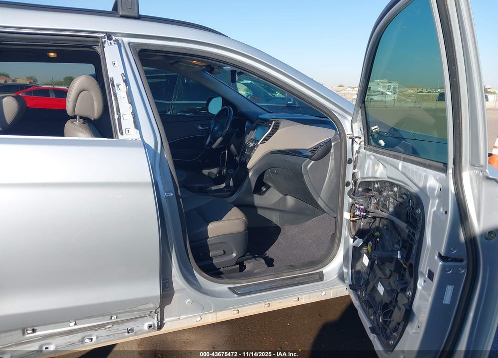 2015 HYUNDAI SANTA FE LIMITED VIN: KM8SRDHF1FU121857