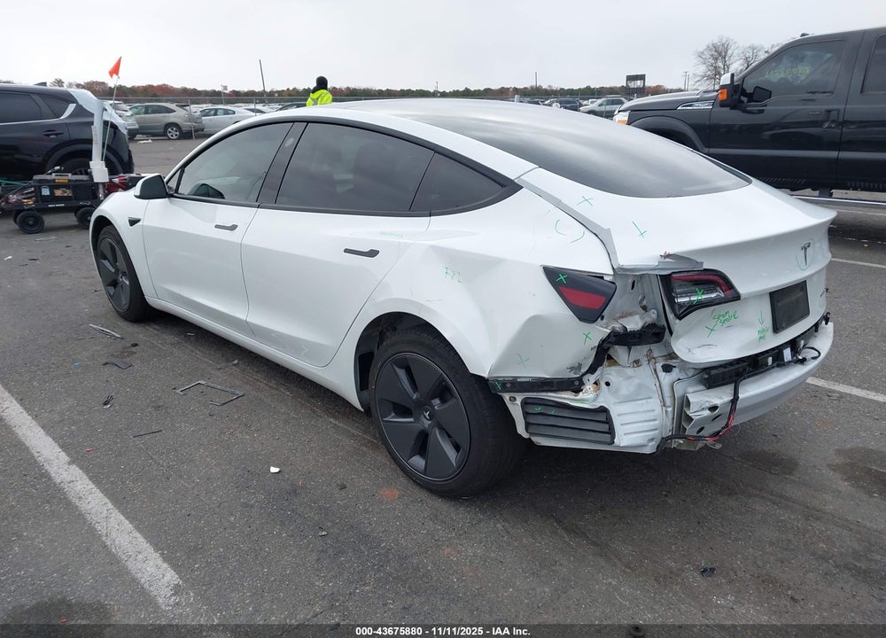 2022 TESLA MODEL 3 LONG RANGE DUAL MOTOR ALL-WHEEL DRIVE VIN: 5YJ3E1EB0NF339221
