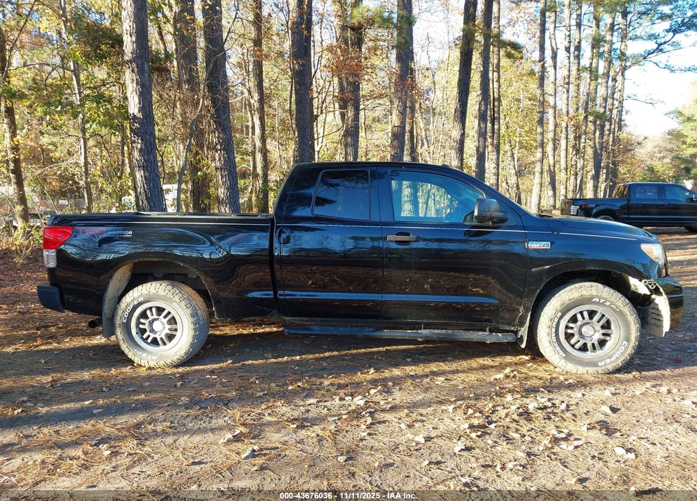 2010 TOYOTA TUNDRA GRADE 5.7L V8 VIN: 5TFUY5F18AX122623