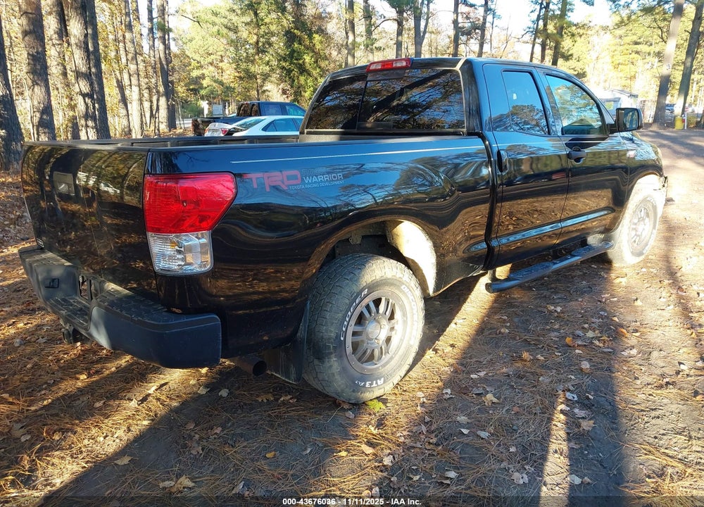 2010 TOYOTA TUNDRA GRADE 5.7L V8 VIN: 5TFUY5F18AX122623