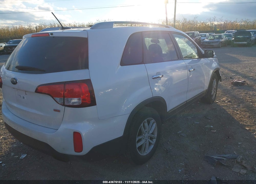 2014 KIA SORENTO LX VIN: 5XYKT4A6XEG517687