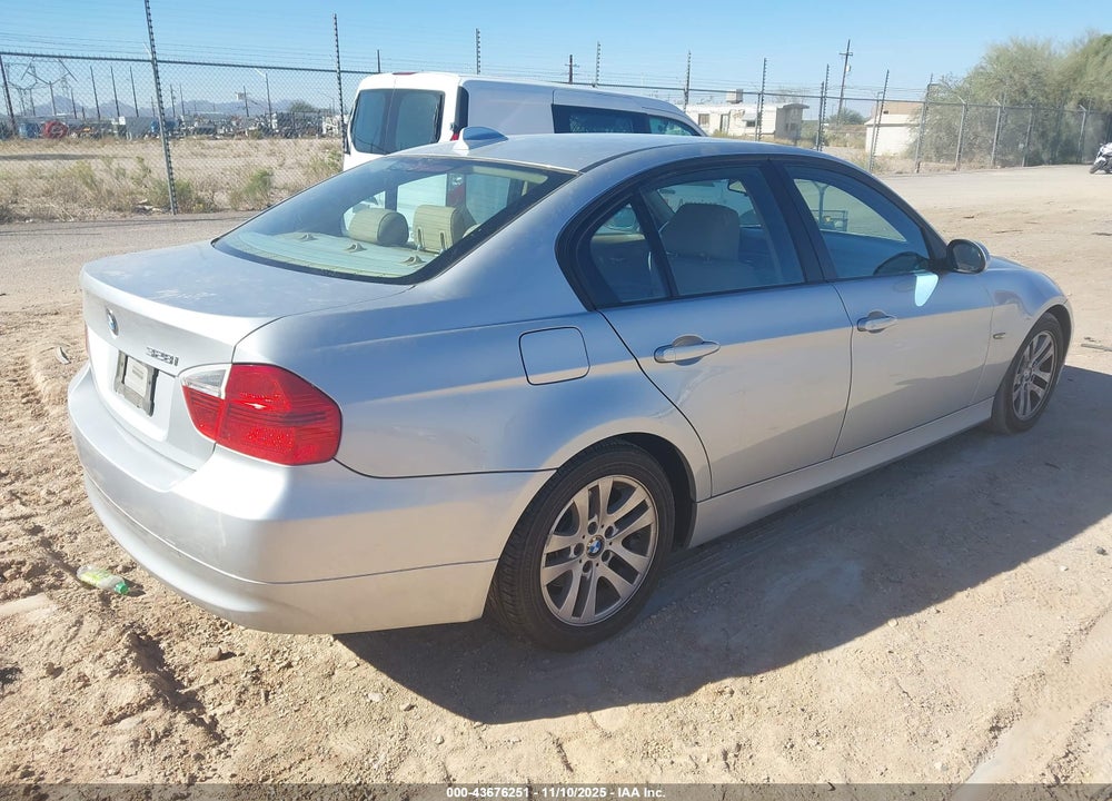 2007 BMW 328I VIN: WBAVA37527NL15849