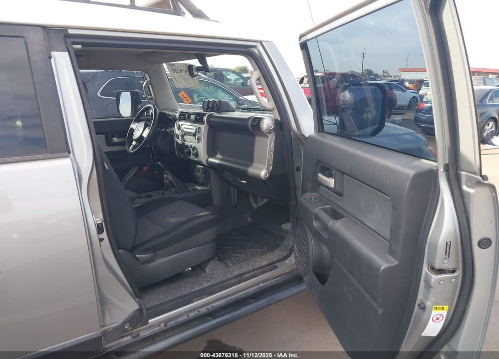2010 TOYOTA FJ CRUISER VIN: JTEBU4BF9AK089428